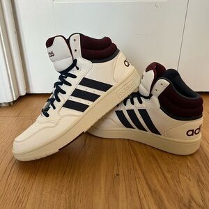 Adidas Men's mid 3.0 white and navy